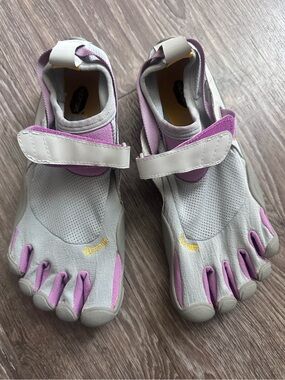 Vibram Five Finger shoes